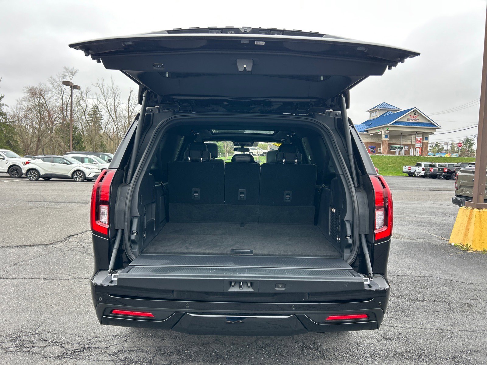 Certified 2025 Ford Expedition Max Platinum w/ Stealth Performance Package image 15