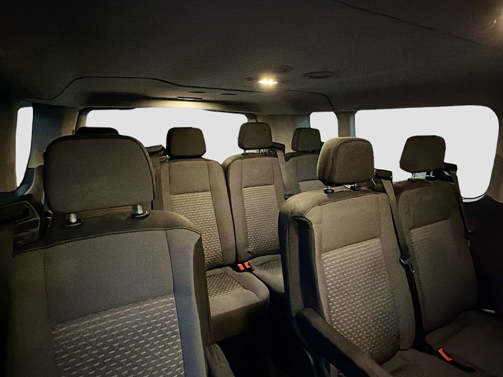 Used 2023 Ford Transit 350 XLT image 22