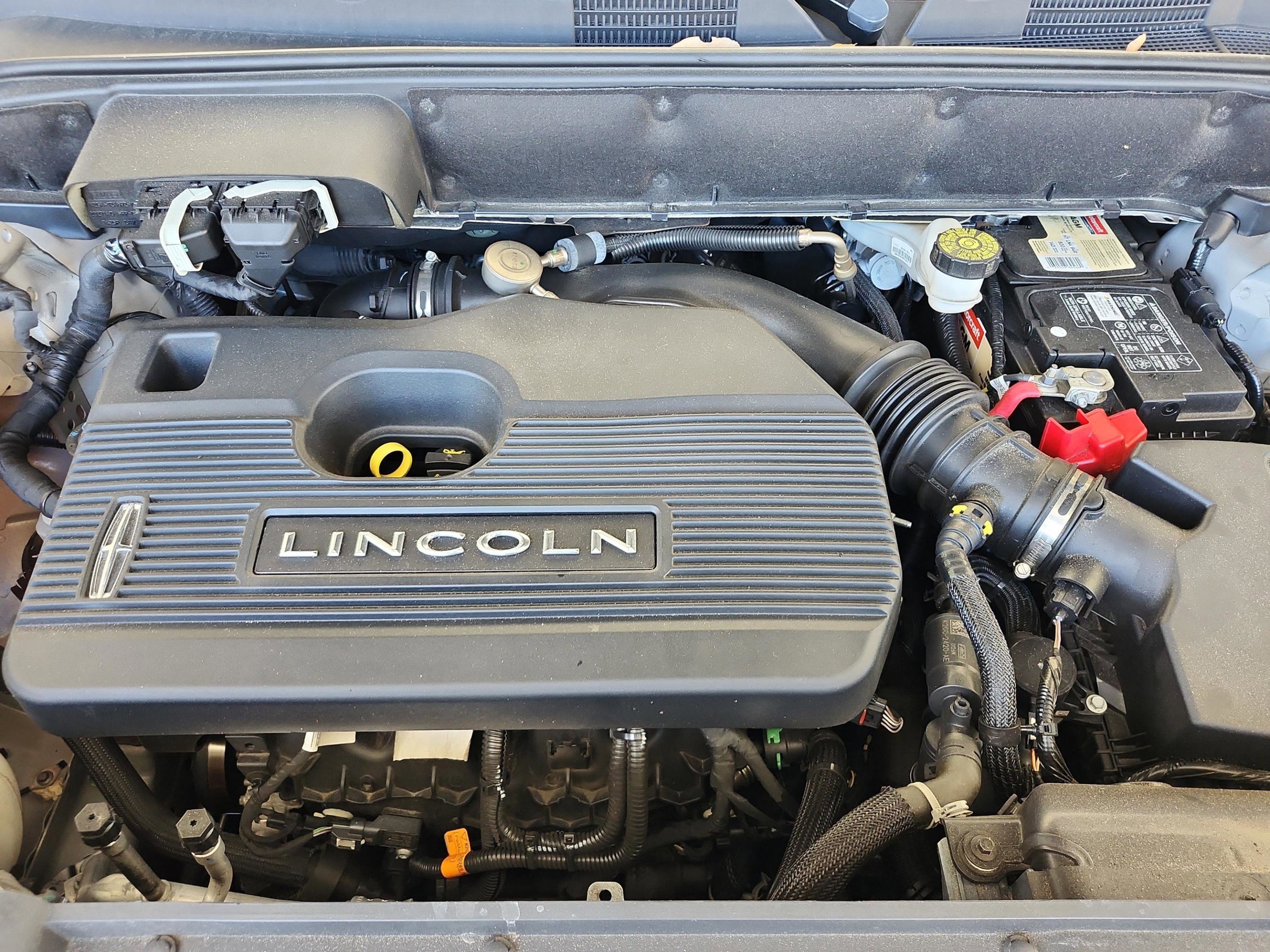 Used 2019 Lincoln Nautilus Reserve image 24