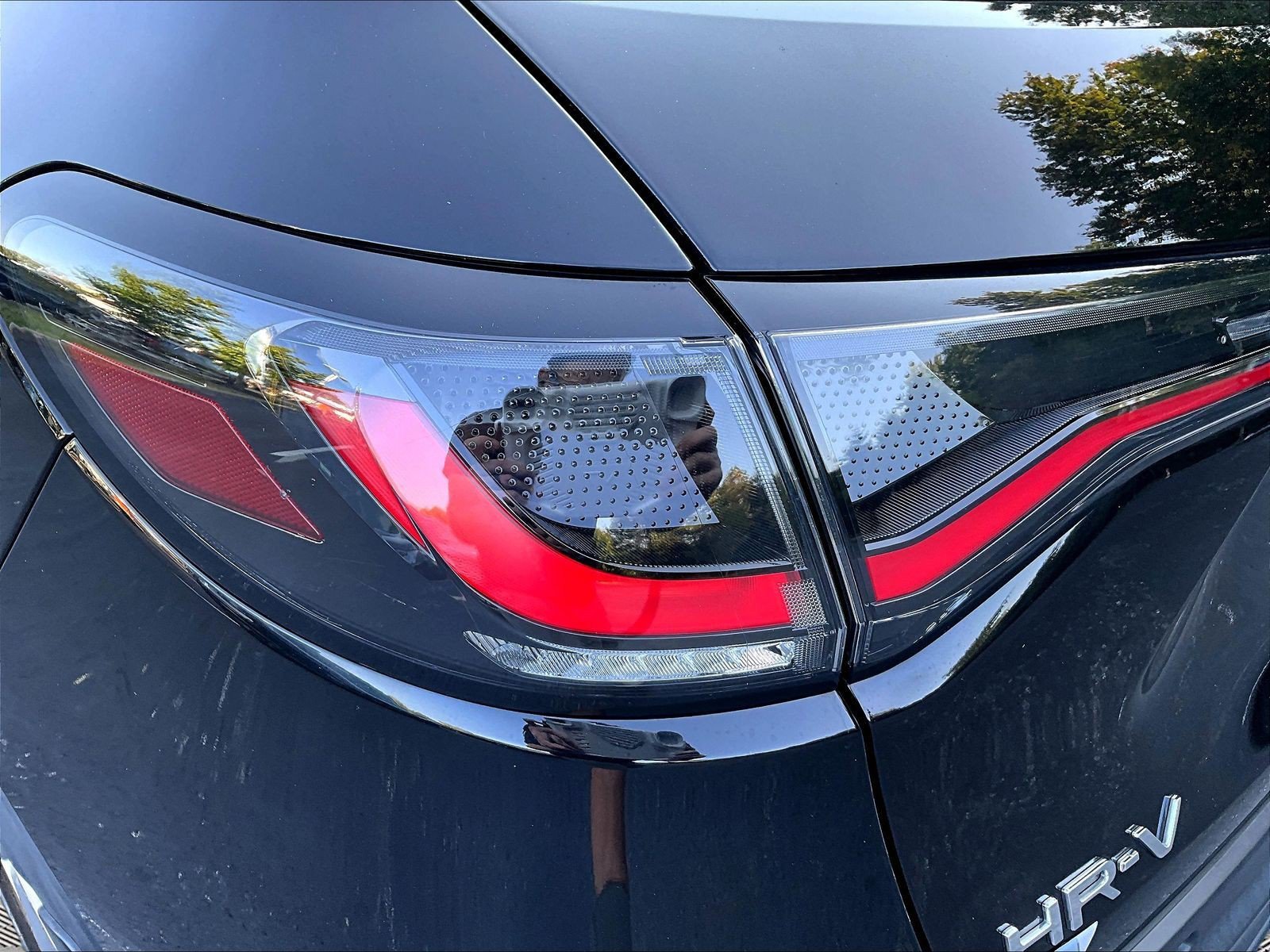 Certified 2025 Honda HR-V LX image 23