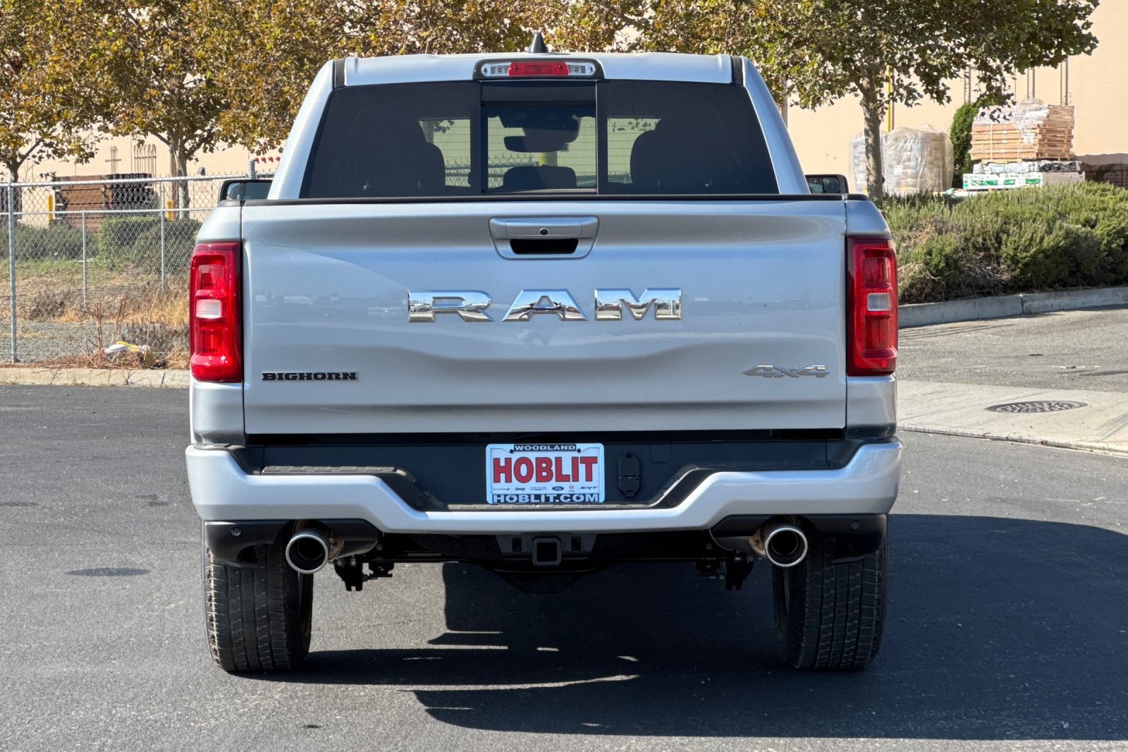 New 2027 RAM 1500 4x4 Crew Cab image 4