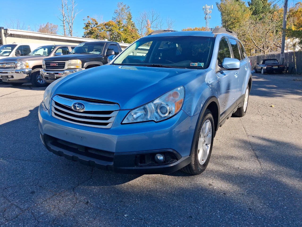 Used 2011 Subaru Outback 2.5i Premium w/ All-Weather Pkg AWD/4WD image 5
