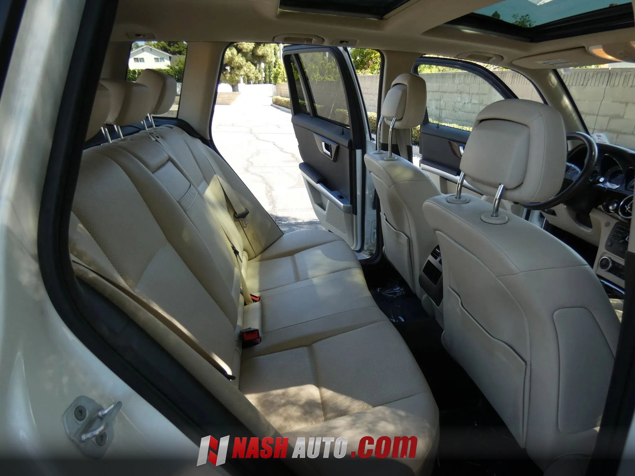 Used 2015 Mercedes-Benz GLK 350 2WD image 31
