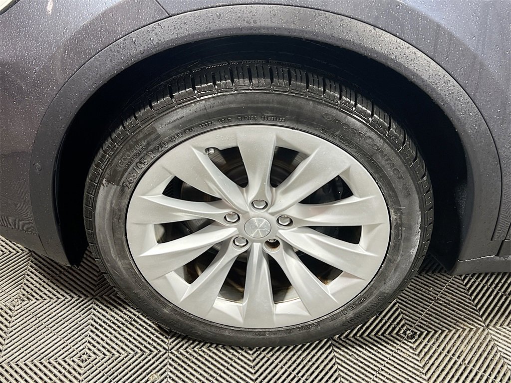Used 2020 Tesla Model X Long Range image 33