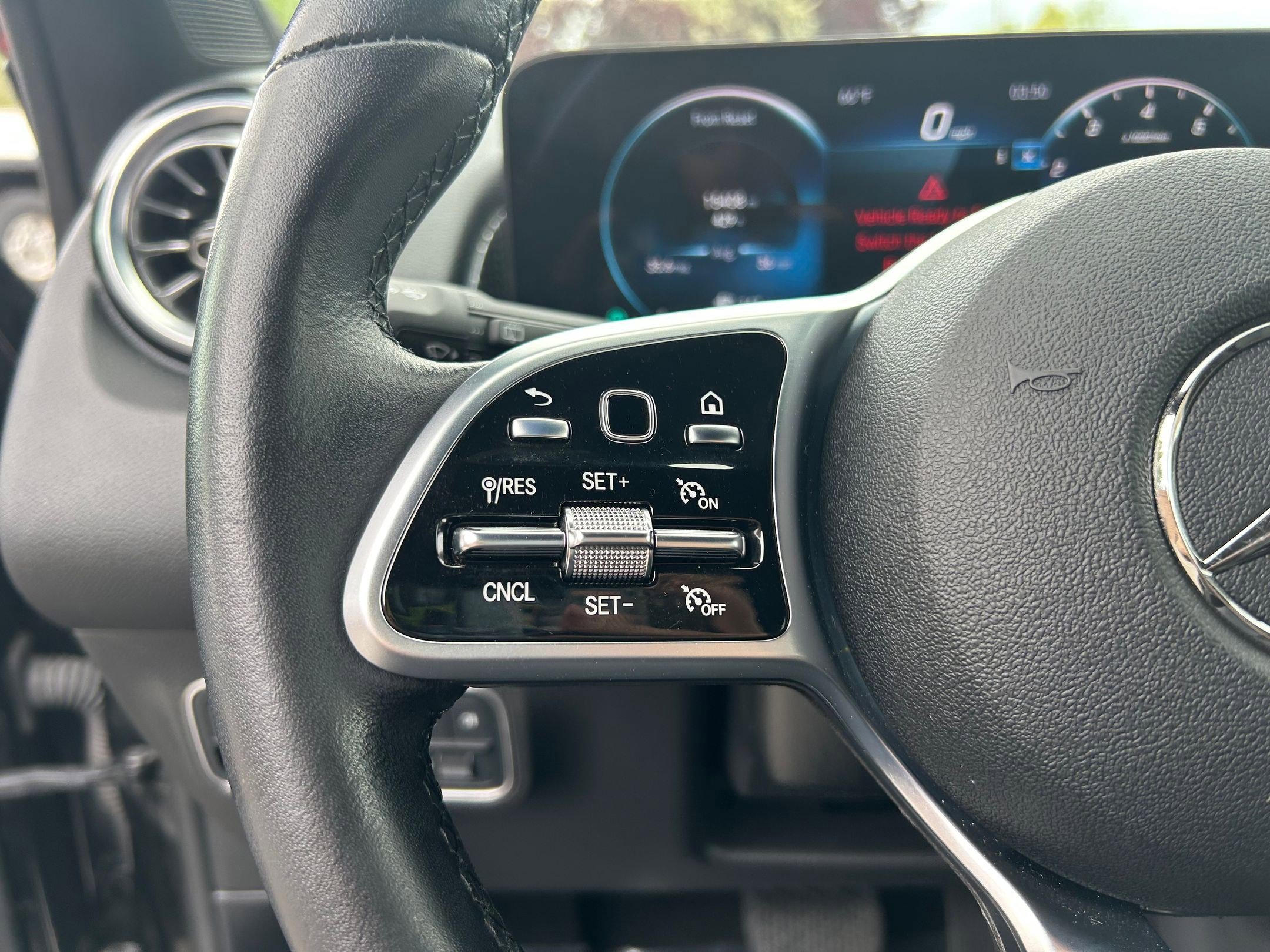 Used 2022 Mercedes-Benz GLB 250 4MATIC image 15