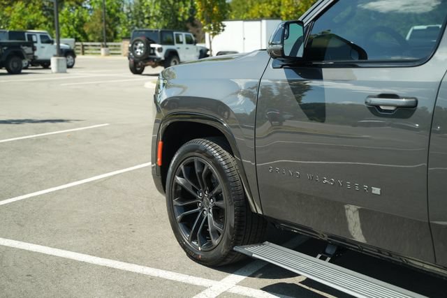 New 2026 Jeep Grand Wagoneer Summit AWD/4WD image 46