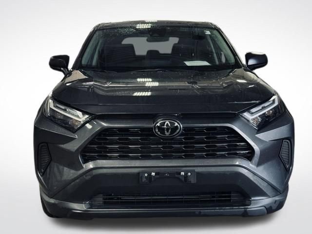 Used 2024 Toyota RAV4 LE video 2