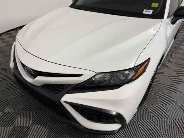 Used 2022 Toyota Camry SE image 10