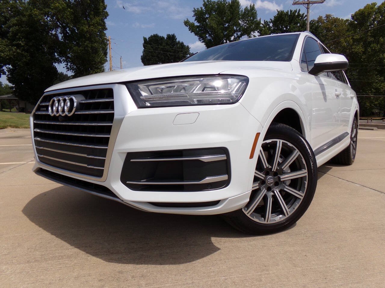 Used 2019 Audi Q7 2.0T Premium Plus w/ Premium Plus Package AWD/4WD image 8
