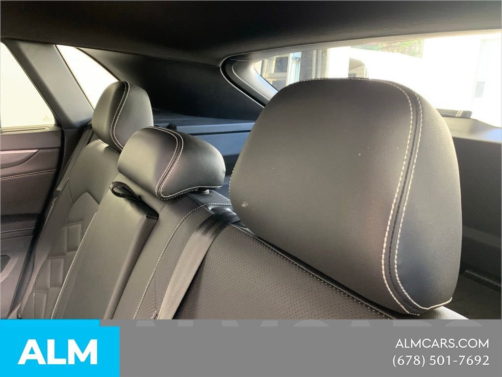 Used 2025 Volkswagen Atlas Cross Sport SE FWD image 32