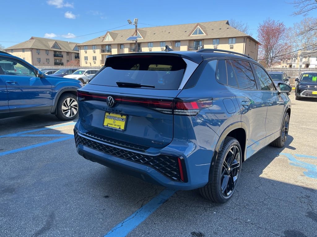 New 2026 Volkswagen Tiguan SE R-Line image 14