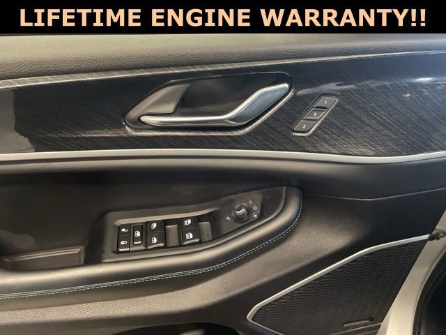 Used 2024 Jeep Grand Cherokee Trailhawk image 10