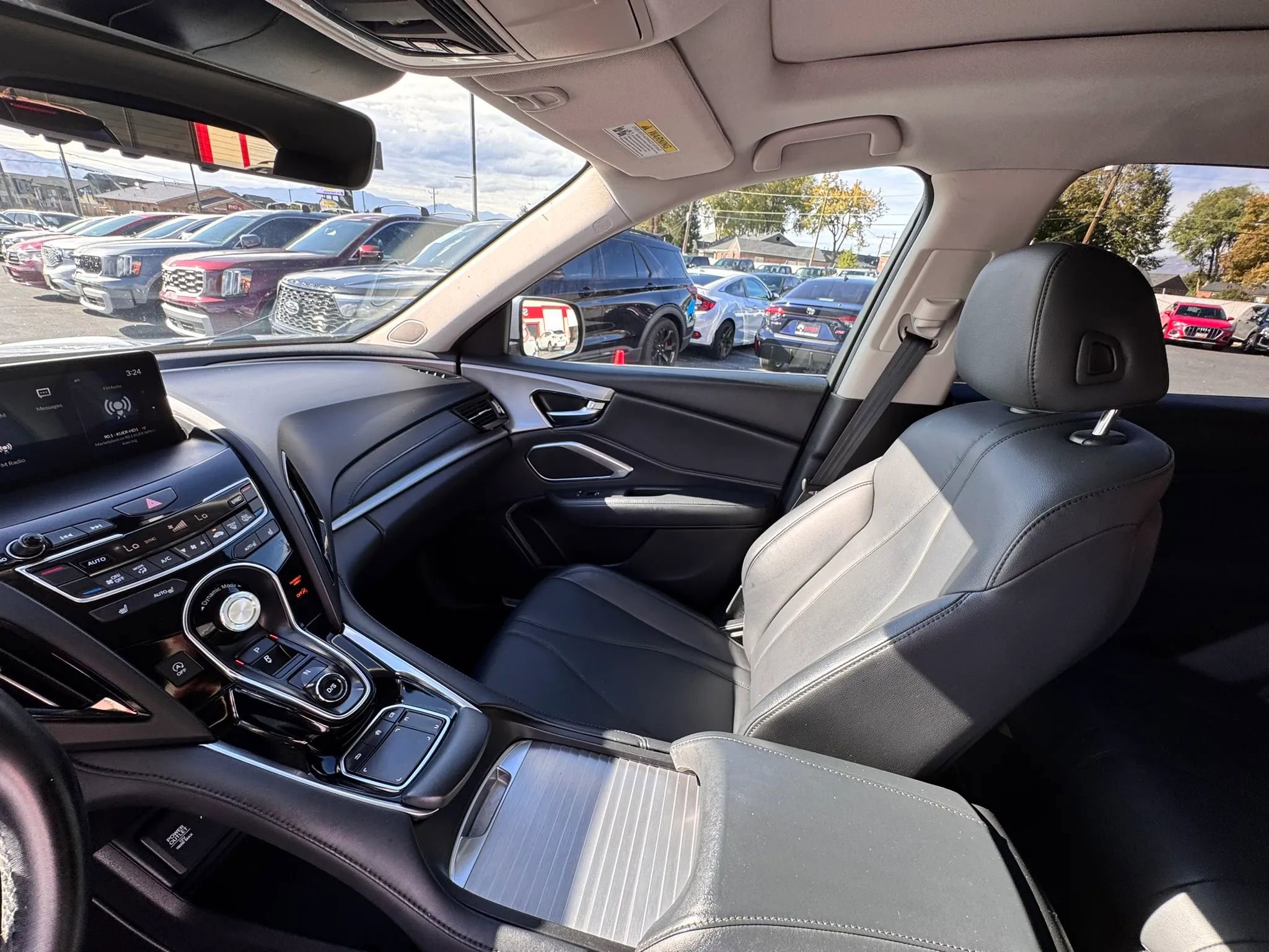 Used 2020 Acura RDX FWD image 11