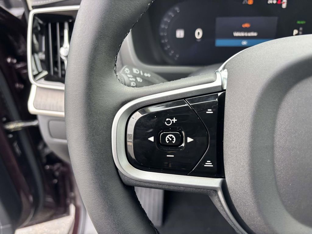 New 2026 Volvo XC90 T8 Ultra w/ Protection Package Premier image 18