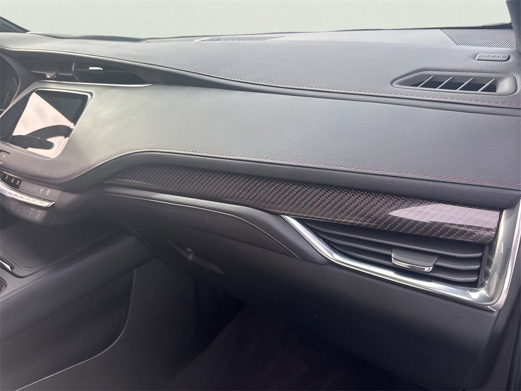 Certified 2022 Cadillac XT4 Sport image 21