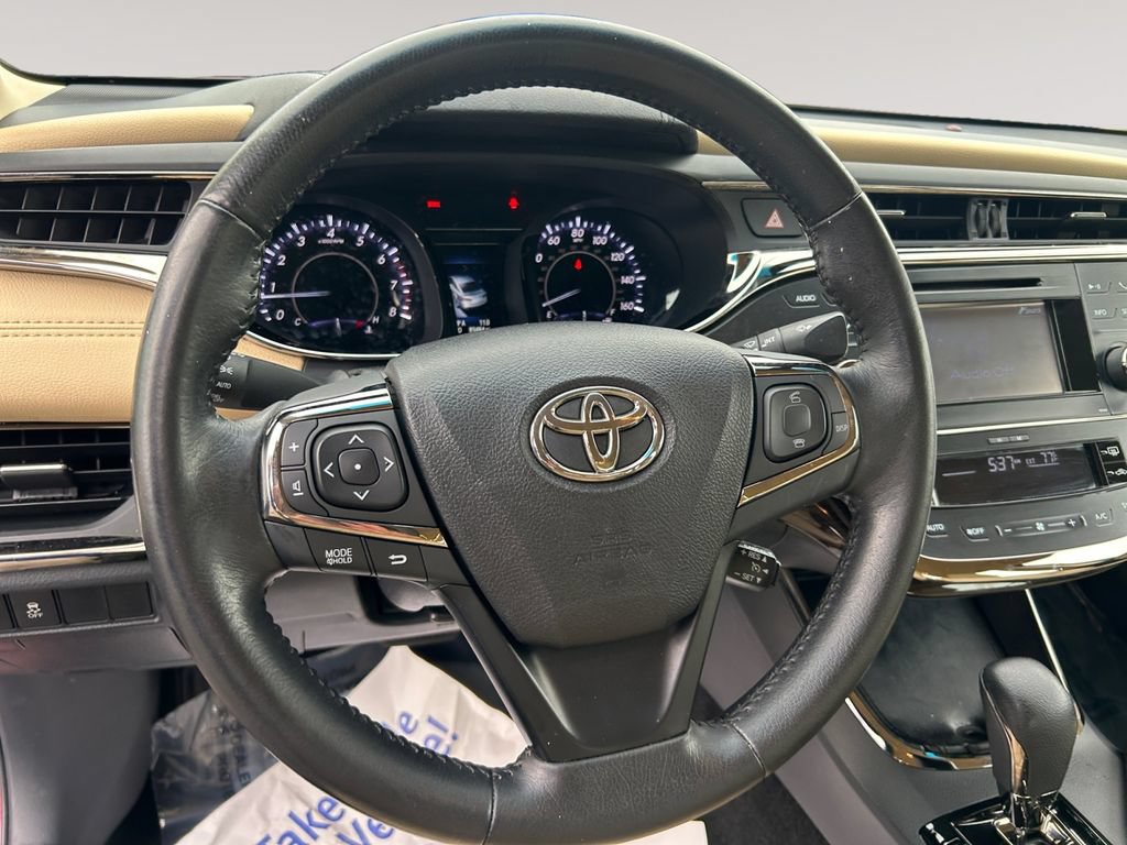 Used 2014 Toyota Avalon XLE FWD image 12