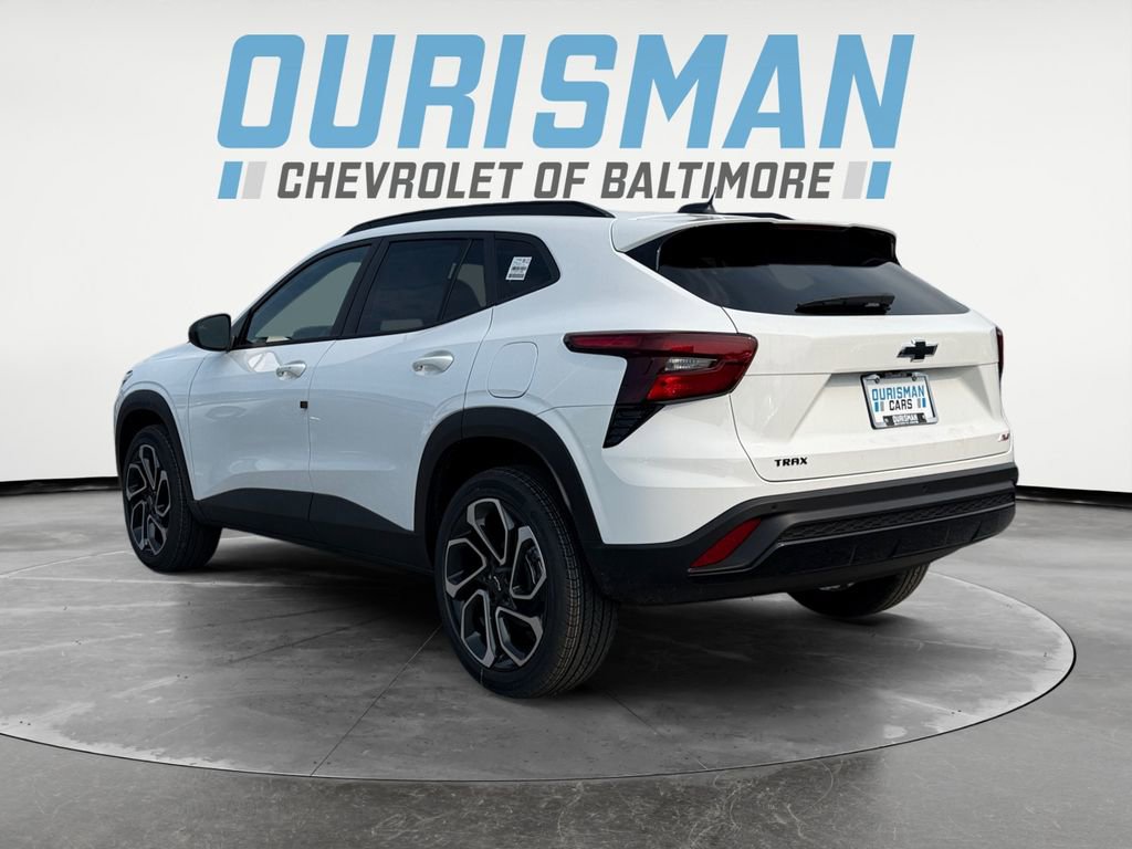 New 2026 Chevrolet Trax RS w/ Driver Confidence Package FWD image 4