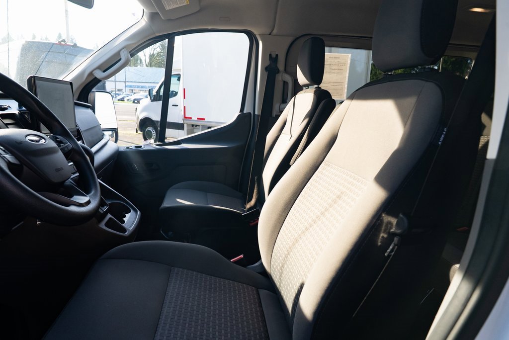 Used 2023 Ford Transit 350 XLT image 17