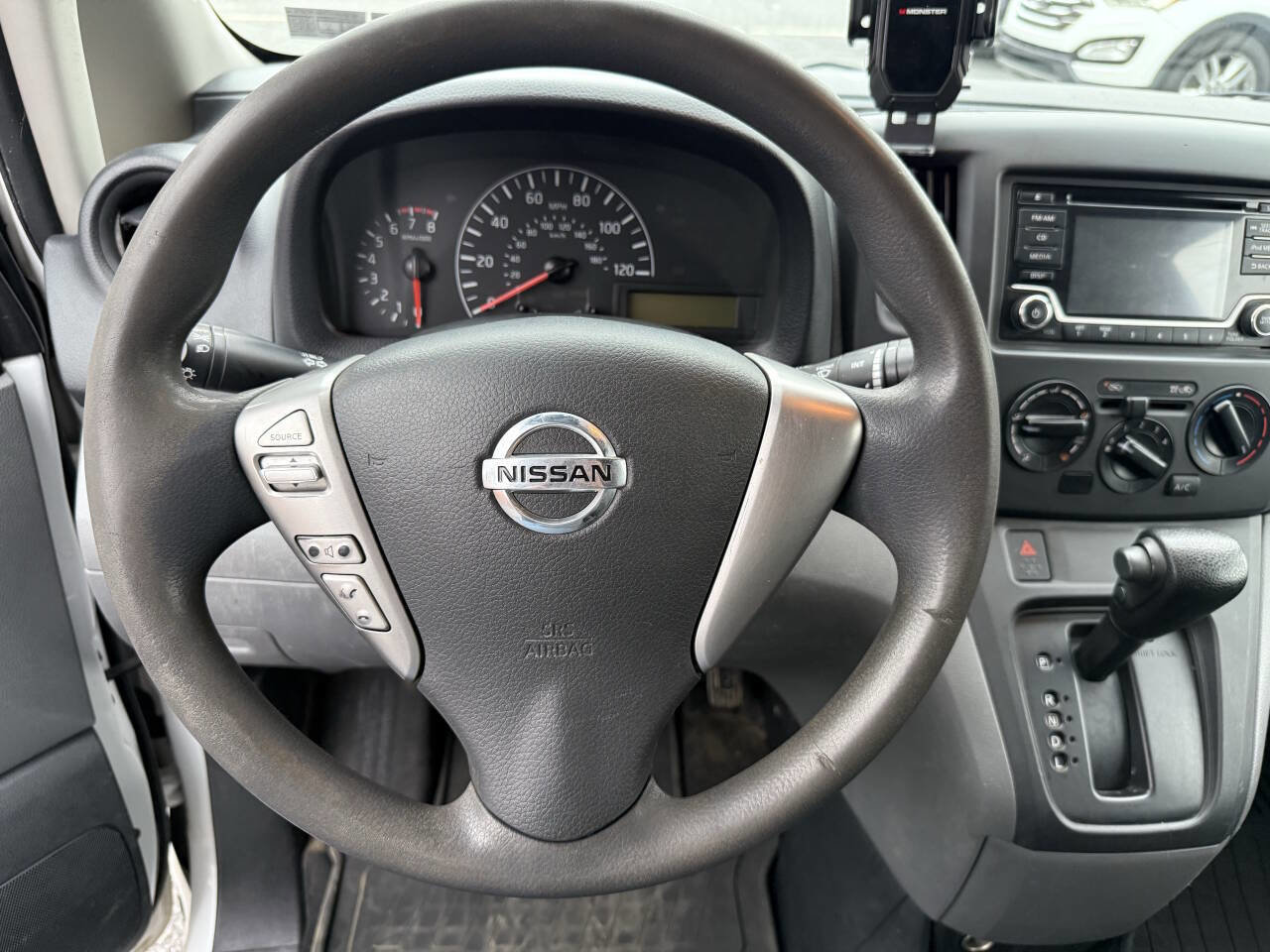 Used 2019 Nissan NV200 S image 24