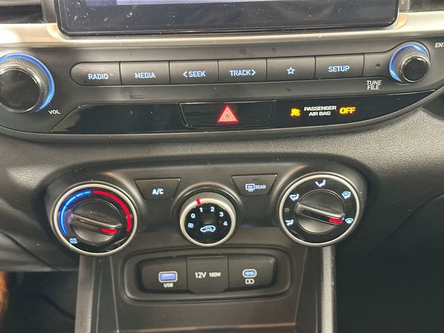 Used 2024 Hyundai Venue SE image 13