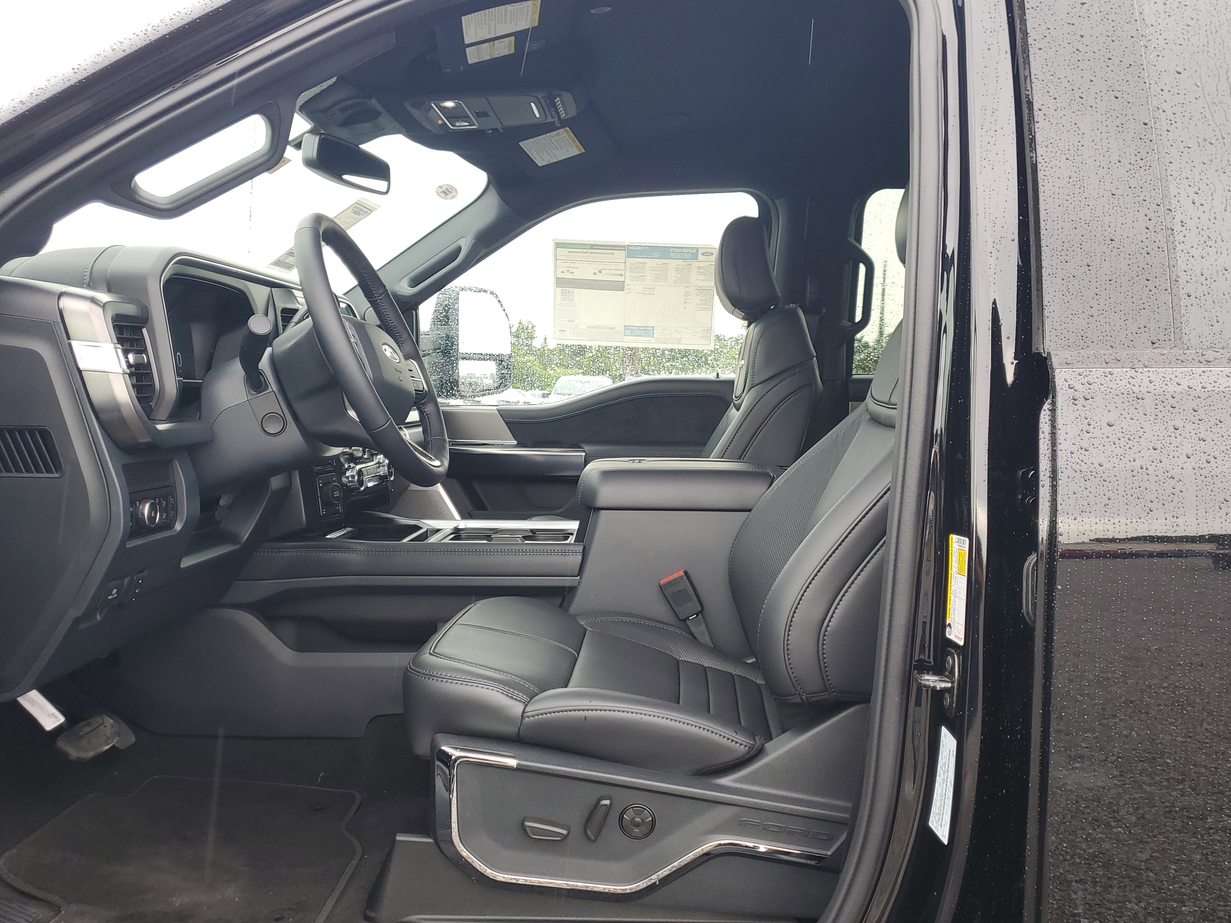 New 2026 Ford F350 Platinum w/ FX4 Off-Road Package image 17