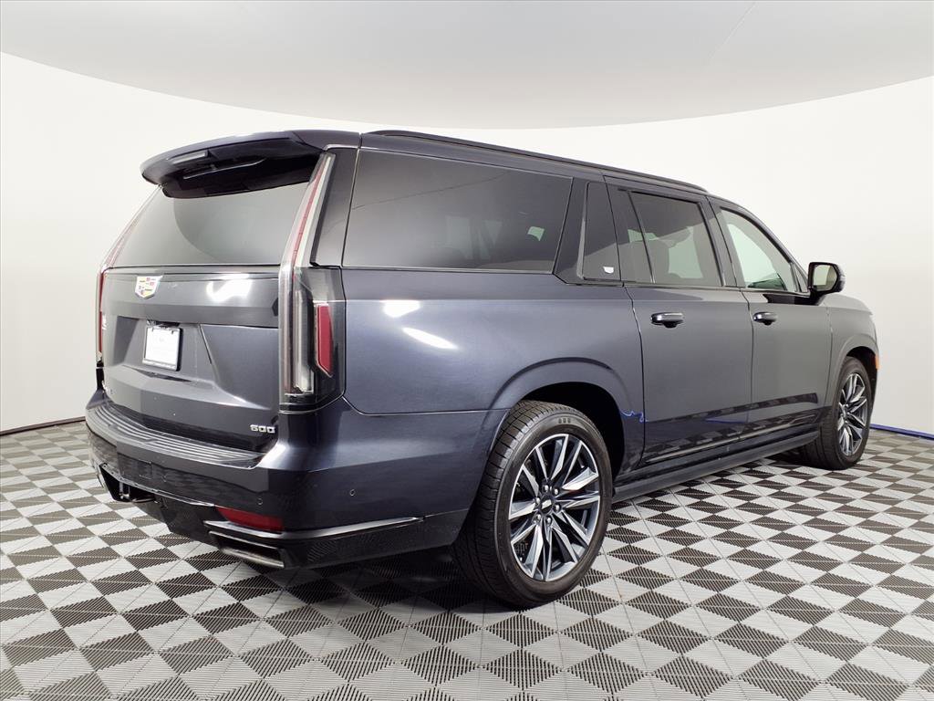 Used 2022 Cadillac Escalade ESV Sport w/ Touring Package image 4