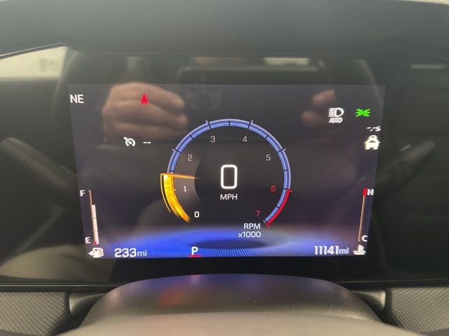 Used 2025 Chevrolet TrailBlazer RS image 13