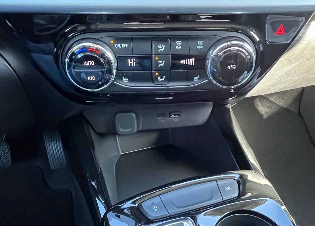 New 2026 Chevrolet Trax LT w/ Driver Confidence Package image 17