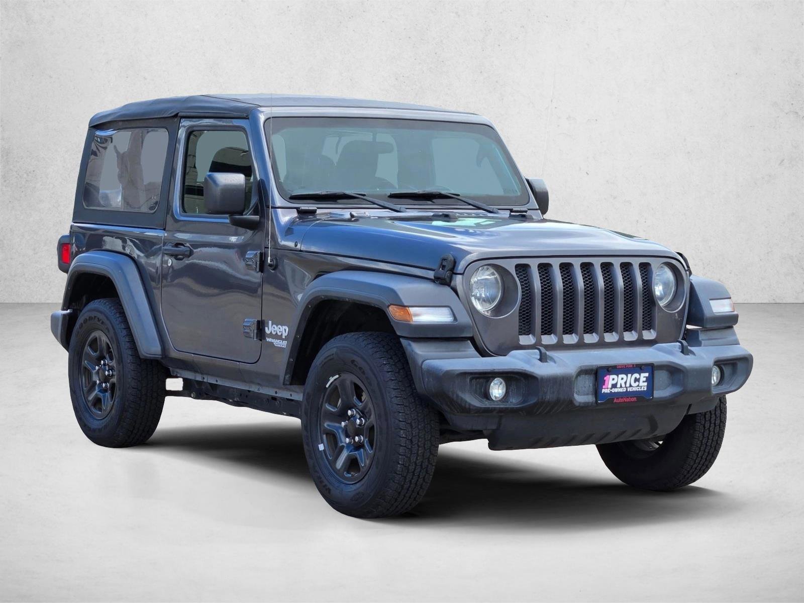 Used 2018 Jeep Wrangler Sport AWD/4WD image 3