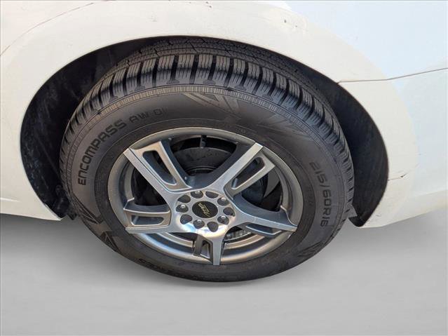 Used 2011 Chevrolet Cruze LS image 9