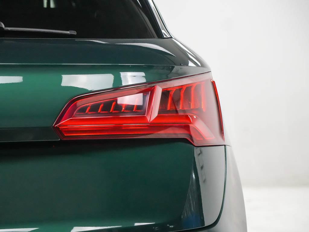 Used 2018 Audi SQ5 Premium Plus image 12