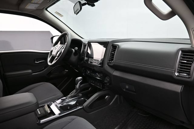 Used 2024 Nissan Frontier SV w/ Hardbody Edition AWD/4WD image 28