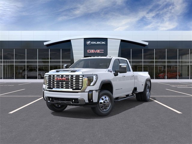 New 2026 GMC Sierra 3500 Denali w/ Denali Reserve Package image 8