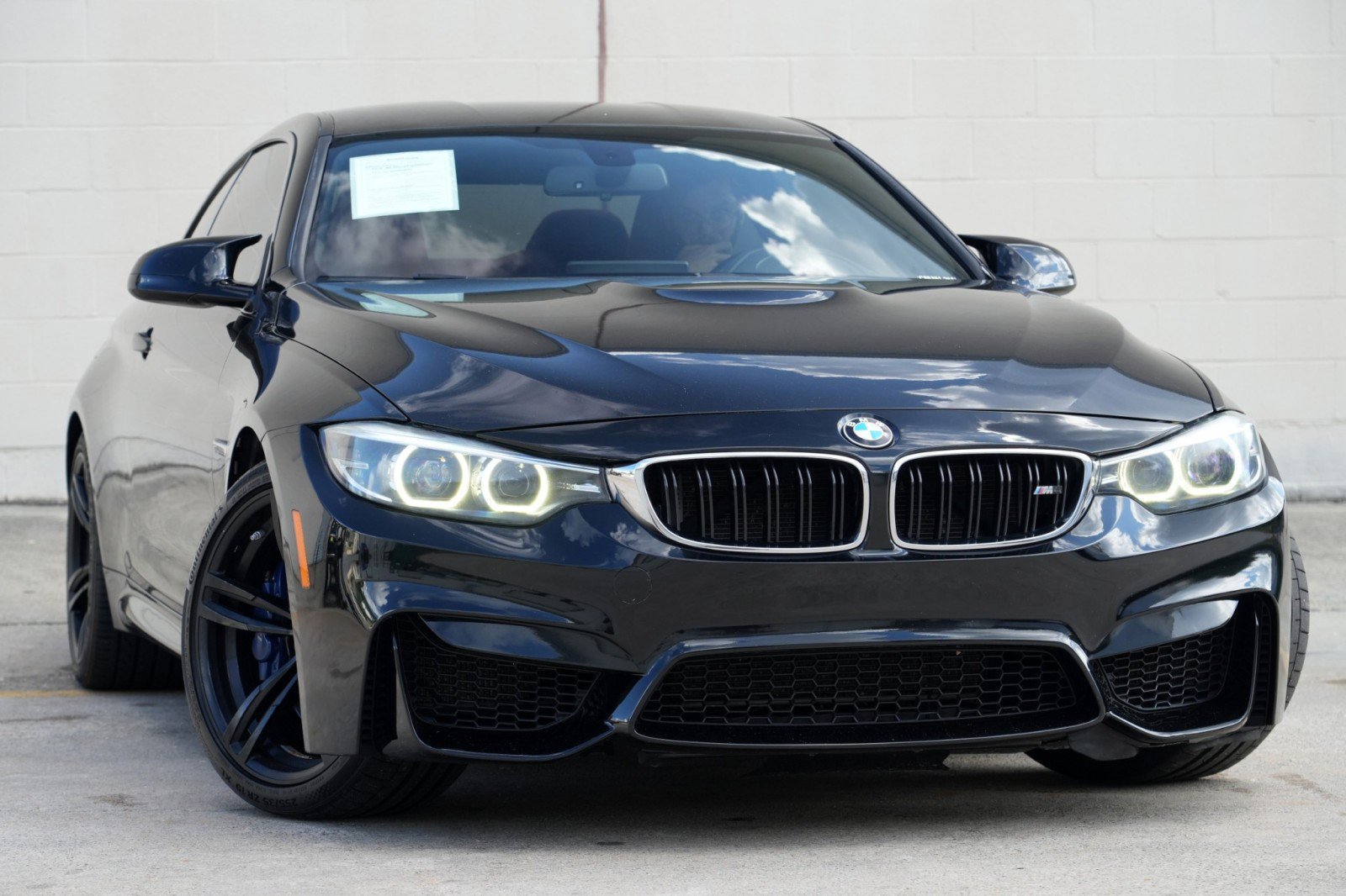 Used 2018 BMW M4 Coupe RWD image 2