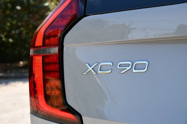 New 2026 Volvo XC90 B6 Plus w/ Protection Package Premier AWD/4WD image 9