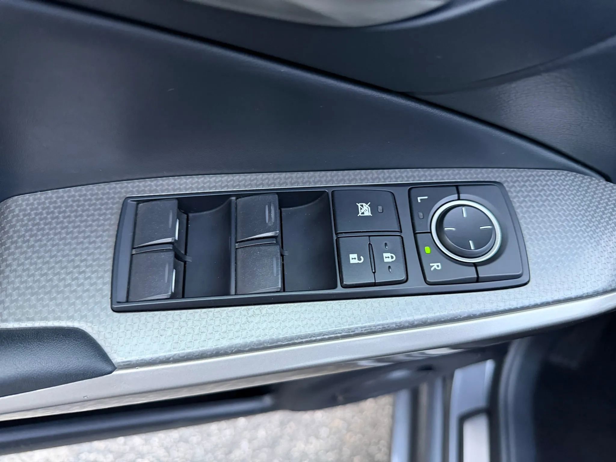 Used 2017 Lexus IS 300 F Sport w/ F Sport Package AWD/4WD image 28