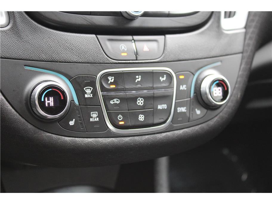 Used 2024 Chevrolet Malibu LT image 27