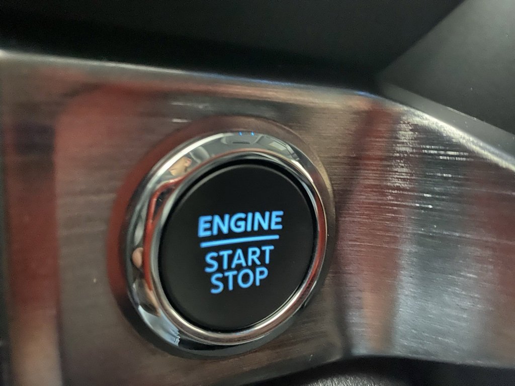 New 2025 Ford F350 Lariat image 3