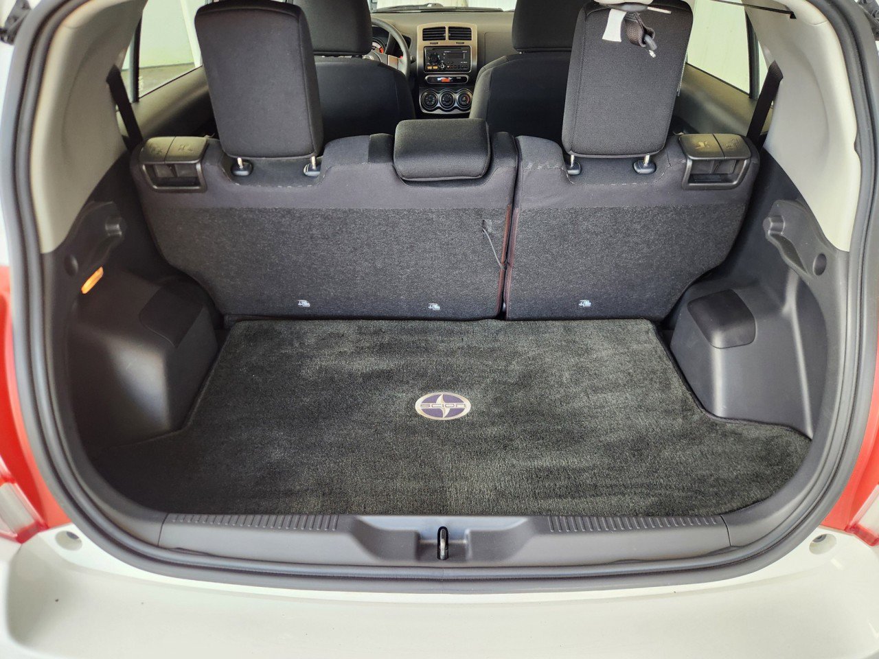 Used 2013 Scion xD image 10