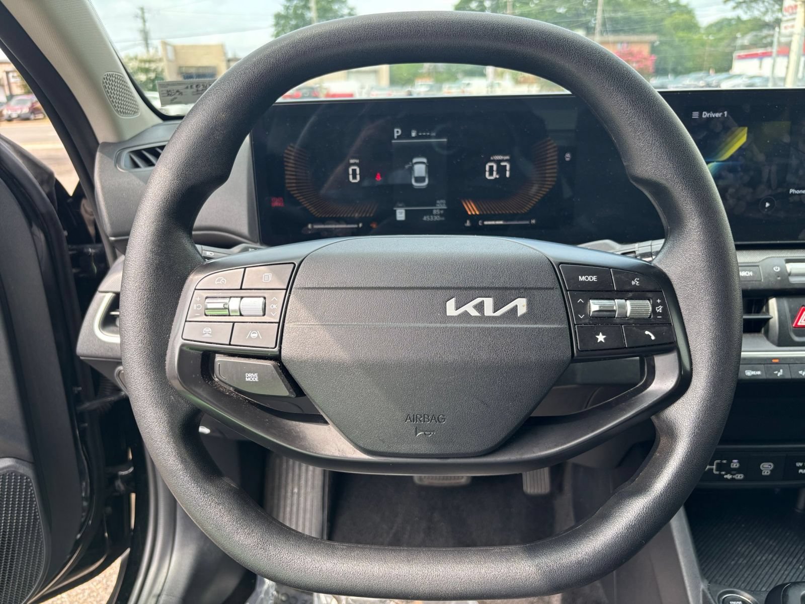 Used 2025 Kia K4 FWD image 27