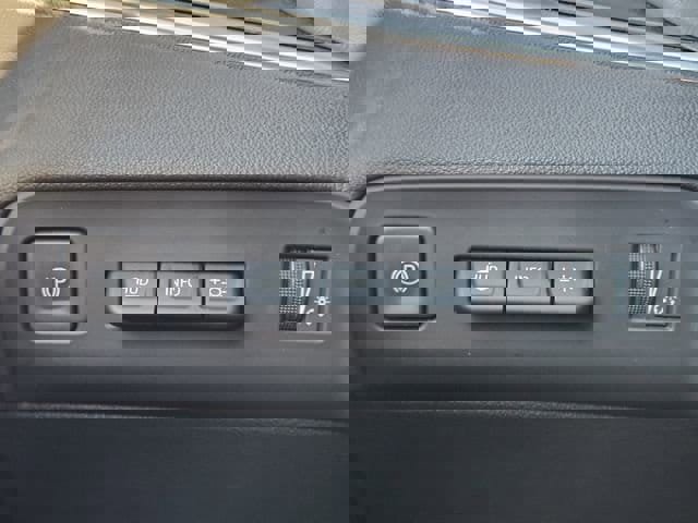 Used 2024 Buick Enclave Premium image 21