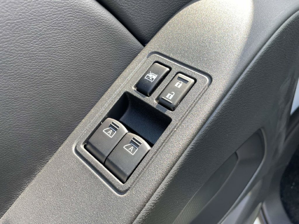 New 2027 Nissan Frontier S RWD image 11