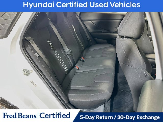 Certified 2024 Hyundai Elantra SEL FWD image 15