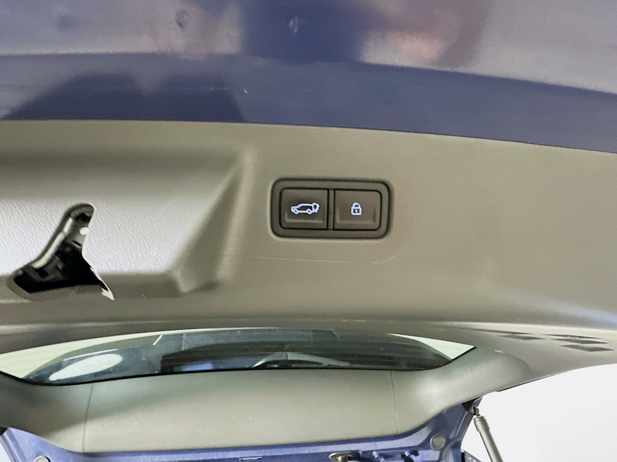 Used 2025 Hyundai Santa Fe SEL FWD image 29