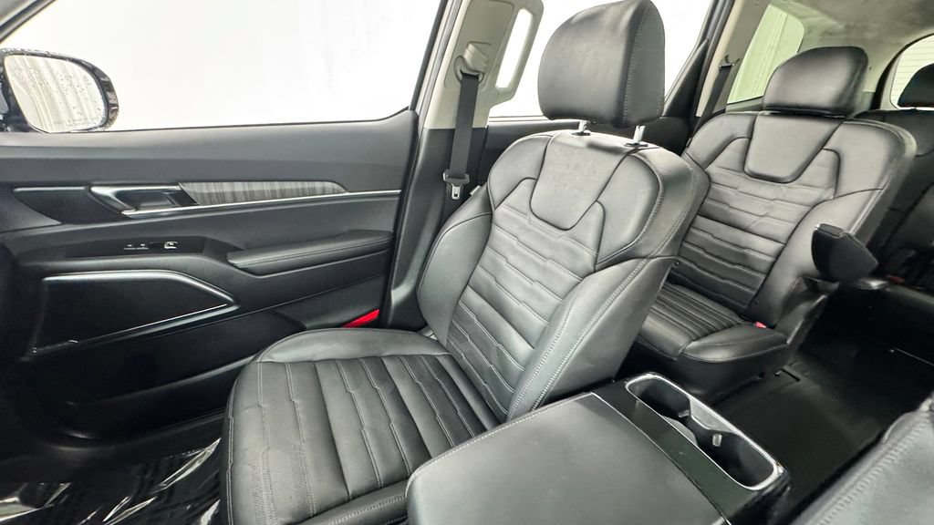 Used 2024 Kia Telluride SX Prestige AWD/4WD image 13