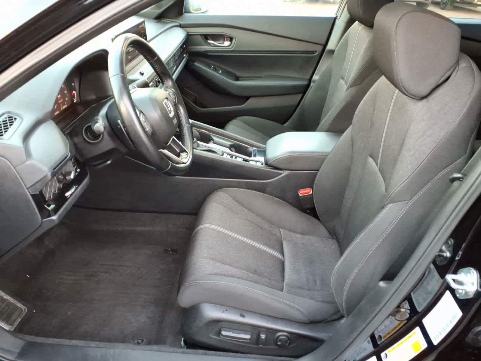 Used 2025 Honda Accord Sport image 14