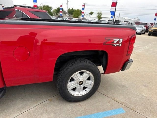 Used 2013 Chevrolet Silverado 1500 LT w/ All-Star Edition AWD/4WD image 3