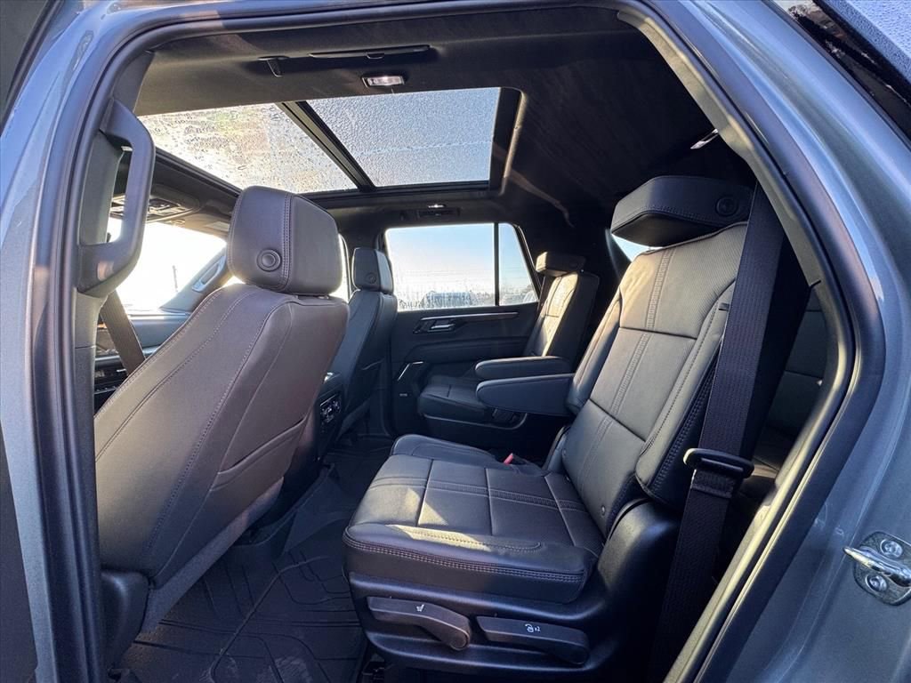 New 2026 Chevrolet Tahoe High Country w/ Sun And Tow Package image 10