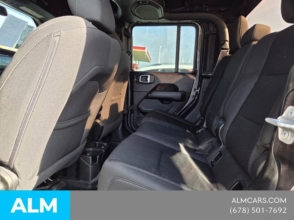 Used 2020 Jeep Gladiator Overland image 8