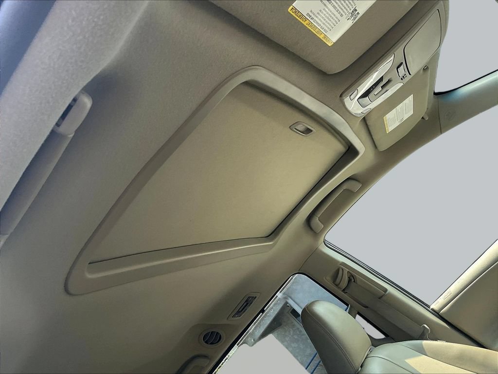 Used 2014 Toyota Sienna XLE FWD image 27